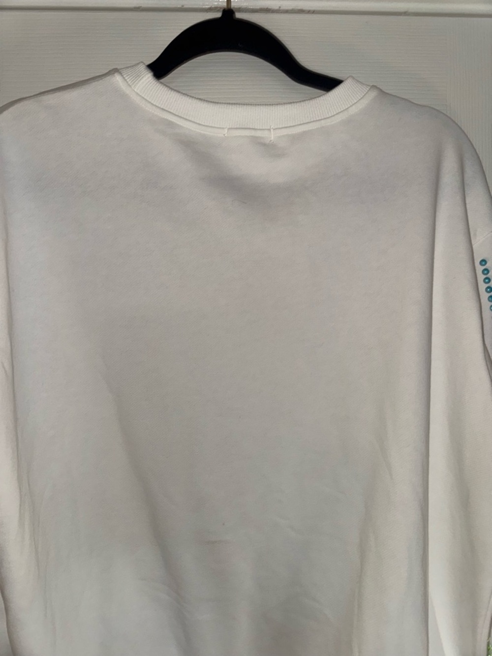 NWT Main Strip White Sweatshirt with Rainbow Stud Stripes - Picture 4 of 6